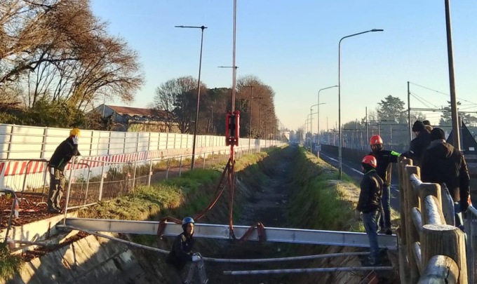 Viale Piemonte, partiti i lavori per la nuova passerella ciclopedonale