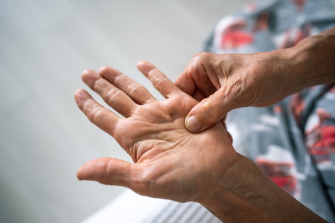 Habilita potenzia l’offerta ortopedica: nuovo ambulatorio di chirurgia della mano con il Dr. Roberto Maggi