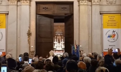 Bià: apertura della porta santa nella basilica di  Santa Maria Nuova