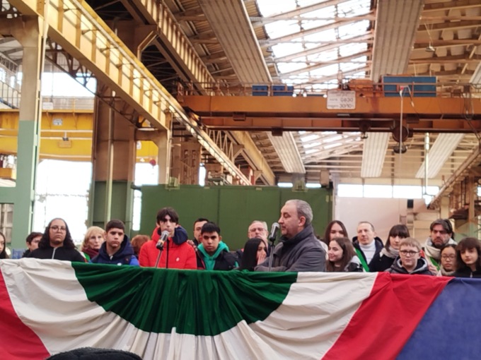 "Se siamo liberi lo dobbiamo anche a voi": il "grazie" ai deportati della Franco Tosi