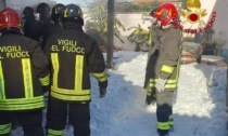 Incendio in un garage: intervengono i Vigili del fuoco