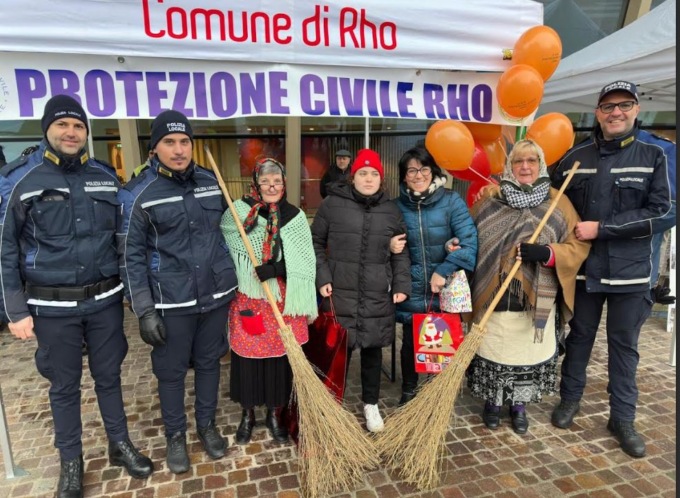 La Befana del Vigile sconfigge anche la pioggia