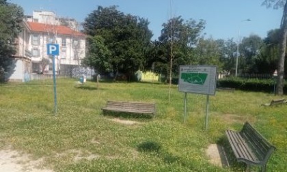 Da 90 giorni a oltre 6 mesi: altro cantiere in ritardo. La Lega chiede chiarimenti sul parco di Via Goglio