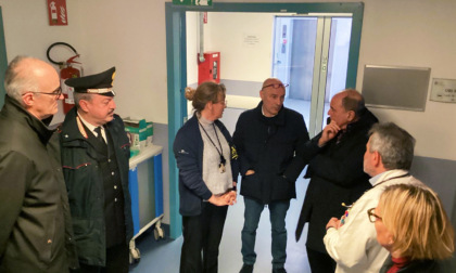 Sicurezza negli ospedali, sopralluogo al Fornaroli con sindaco e Carabinieri