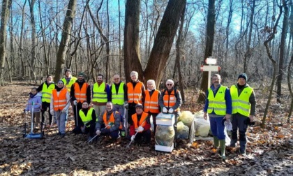 Via i rifiuti dai boschi del Parco dei Mughetti