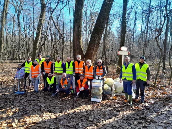Via i rifiuti dai boschi del Parco dei Mughetti