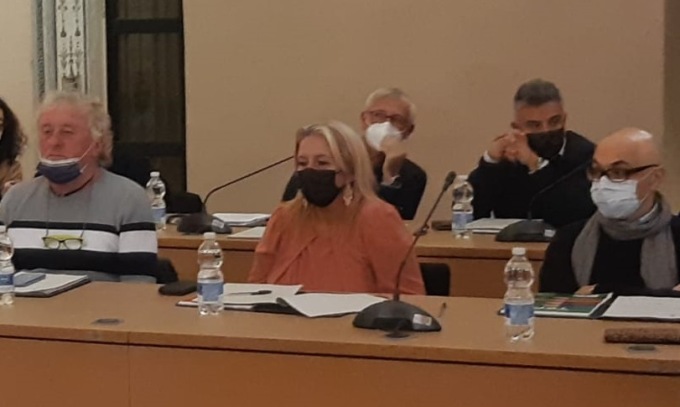 Scossa civica: “Non sosteniamo più il sindaco”
