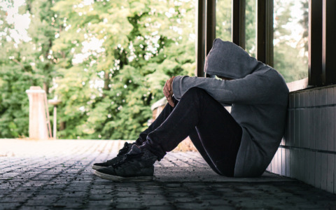 Salute mentale e vita urbana: perché a Milano cresce la domanda di supporto psicologico