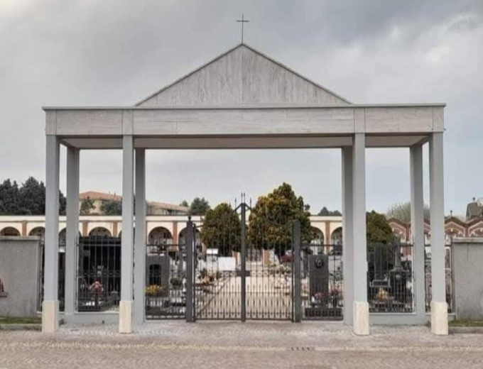 Nuovi ossari e cinerari al camposanto