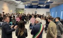 Sala consiliare piena per la consegna delle Borse di studio comunali