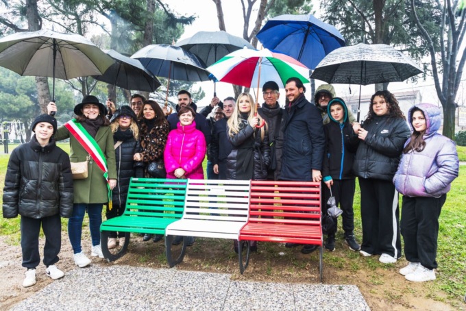 Inaugurata a Senago la panchina del Ricordo