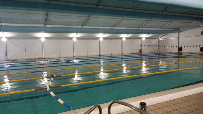 Cominciato l’abbattimento della piscina media