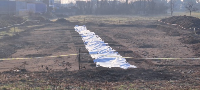 Reperti archeologici spuntano dagli scavi: sono tracce di antichi insediamenti?