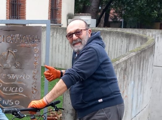 Partite per la Romania le biciclette solidali