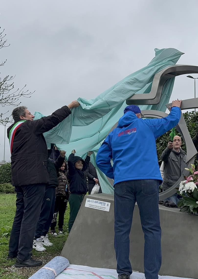 Corbetta inaugurazione Monumento al ciclismo Equipe corbettese 8