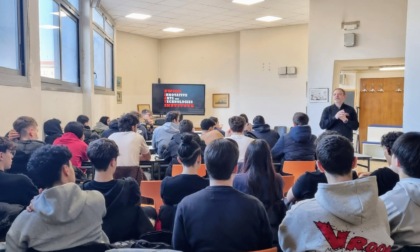 Lavori e disagi all’Istituto Bernocchi: interviene anche il consigliere Cucchi