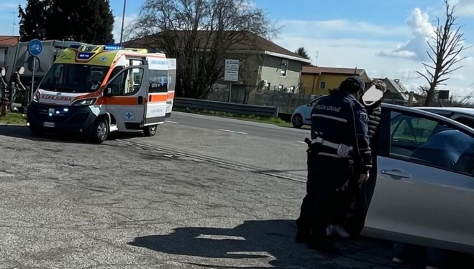 Incidente auto contro motorino, arriva l’elisoccorso: 16enne in ospedale