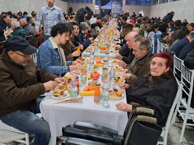 Oltre 500 partecipanti all'Iftar, la tavolata interculturale di fine Ramadan