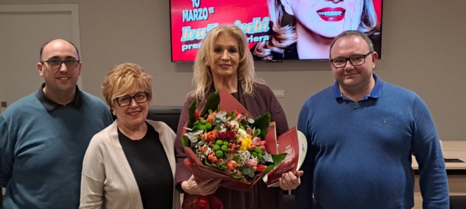 Premio alla carriera per Iva Zanicchi, la “regina della musica italiana”