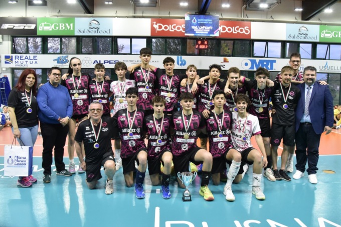 Pallavolo provinciale in campo con l’under 15 maschile e l’under 14 femminile