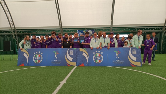 I ragazzi della squadra Secondo livello Dcps della Ac Ossona campioni regionali