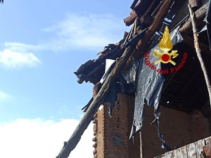 Maltempo su Milano e provincia: centinaia di chiamate ai Vigili del fuoco