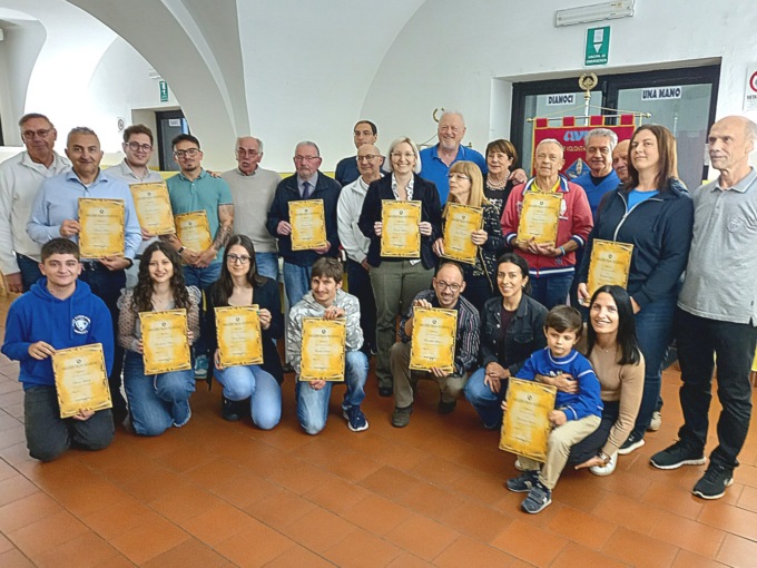 Avis ha consegnato i diplomi ai nuovi soccorritori