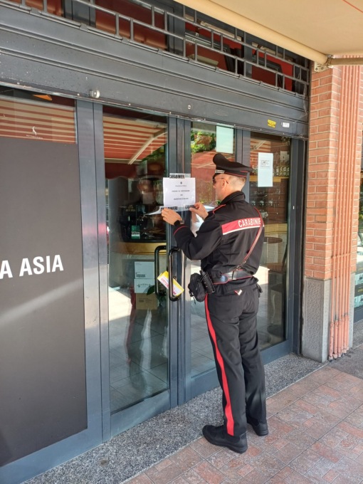 Spaccio di droga e presenza di armi: chiusi temporaneamente due bar