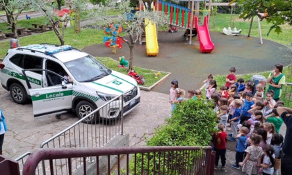 La Polizia Locale incontra i bambini per una lezione di educazione stradale