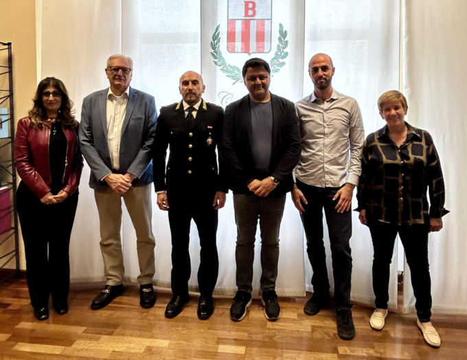 Il sindaco saluta il nuovo comandante della Polizia locale