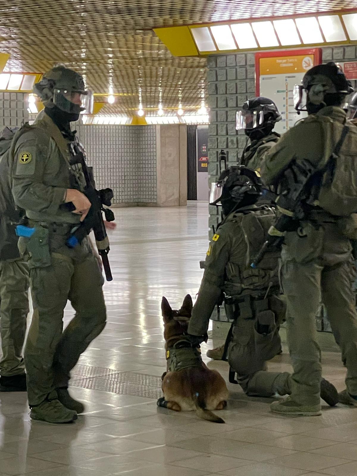 Esercitazione antiterrorismo metropolitana