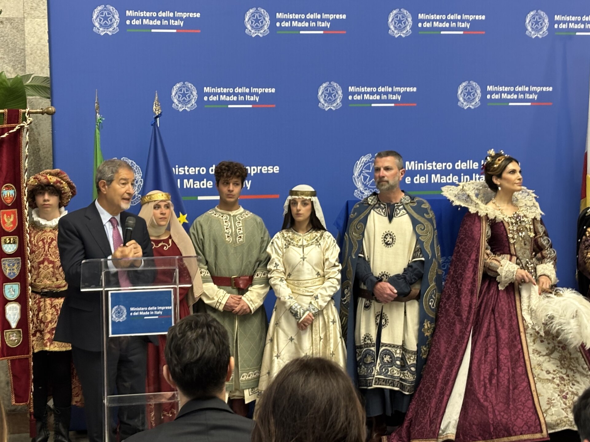 Presentazione francobollo Palio di Legnano