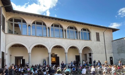 Taglio del nastro a Palazzo Taverna per la Mostra StArt