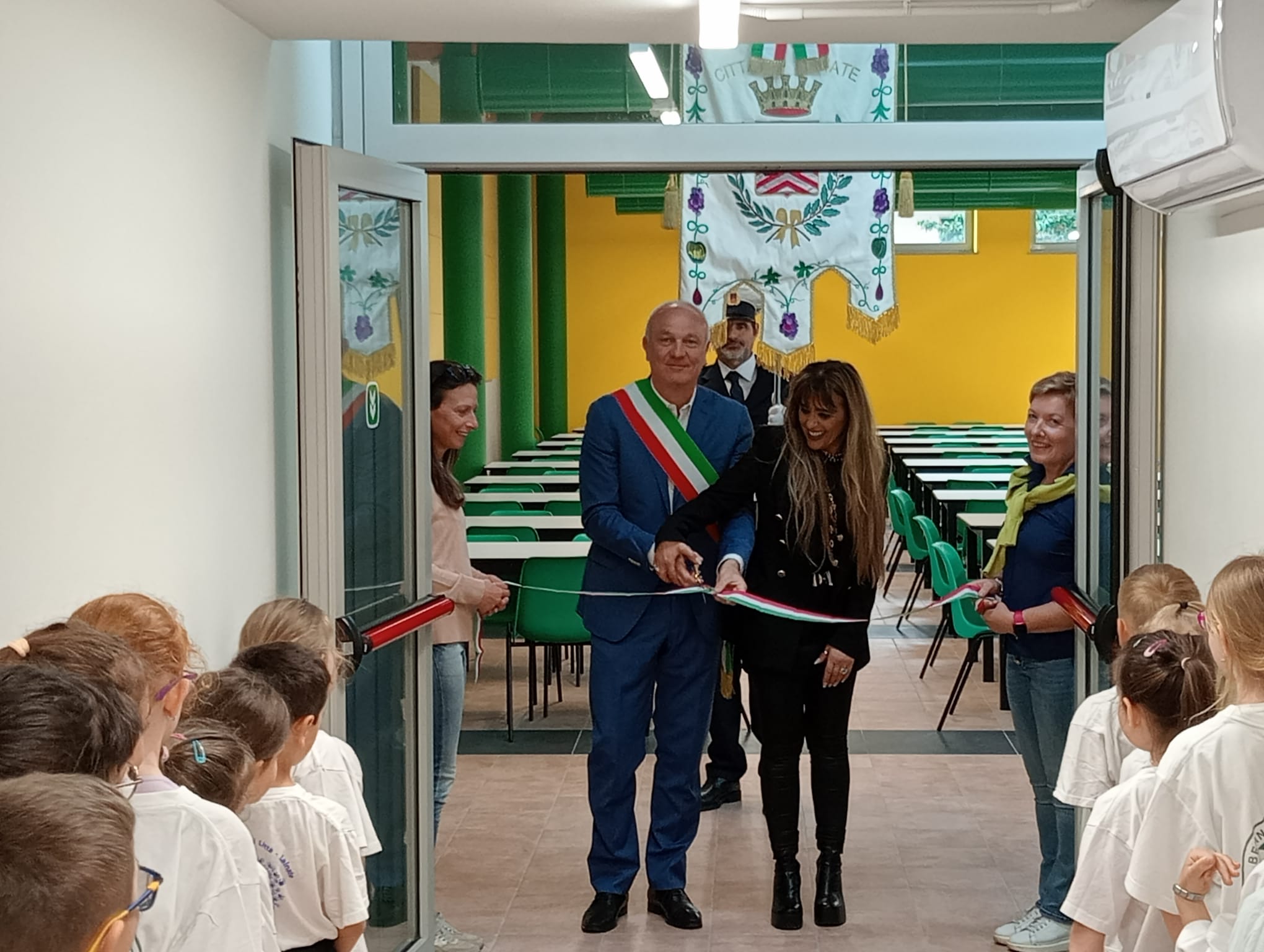 Nuovo refettorio scuola Lainate