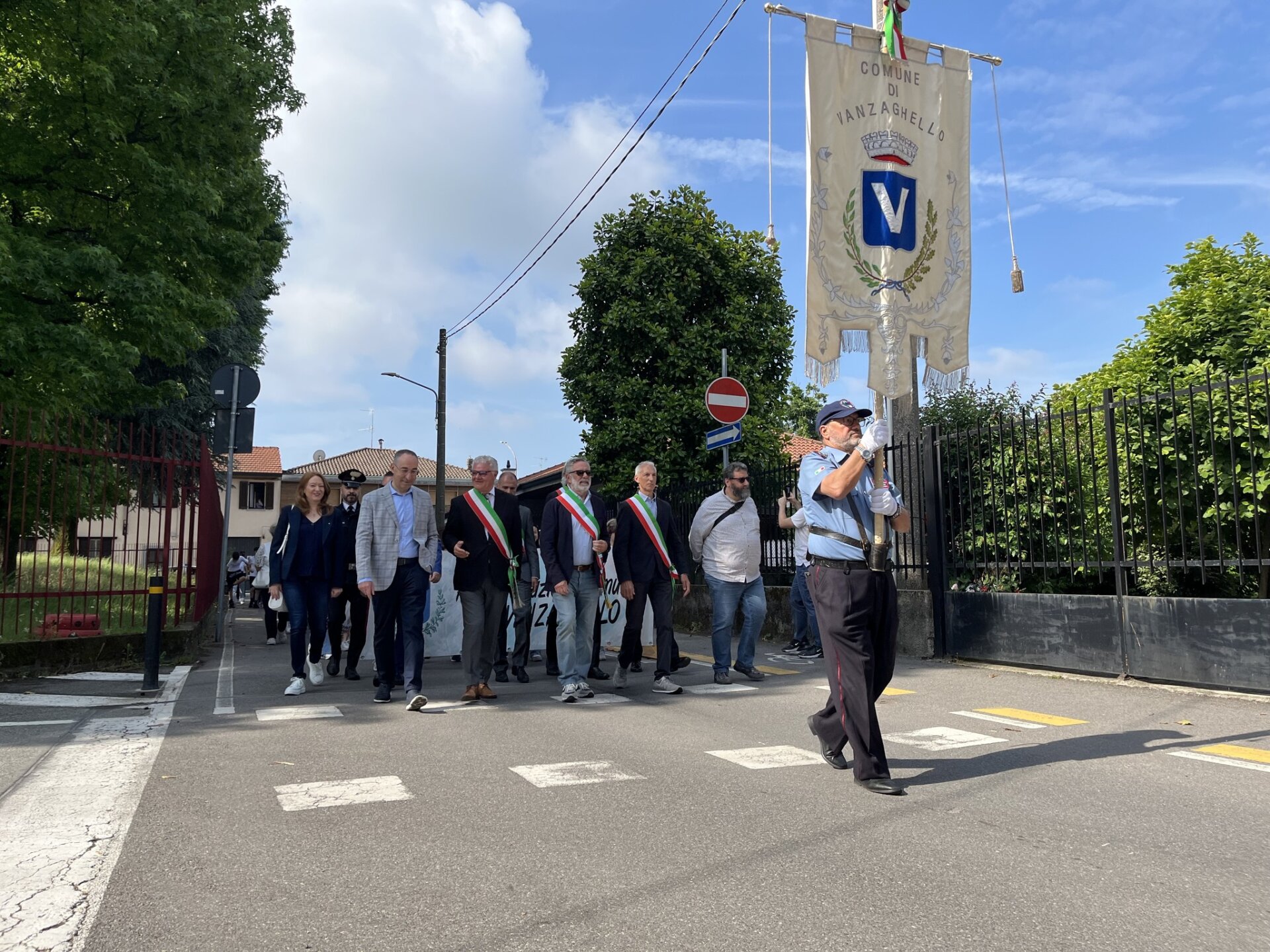 Vanzaghello Marcia della legalità 5