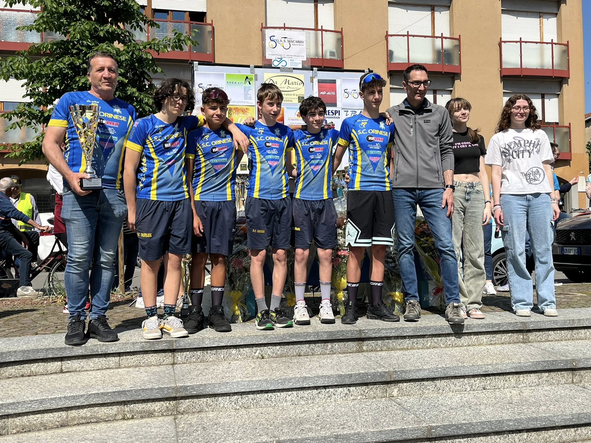 Vanzaghello gara ciclistica 15