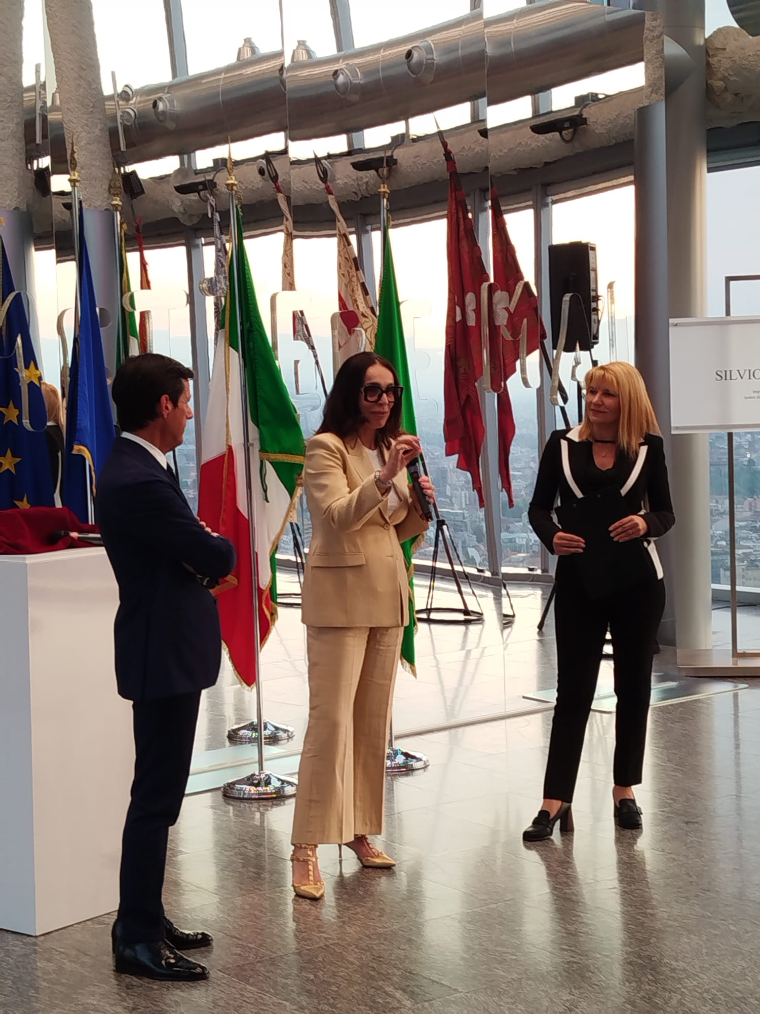 legnano presentazione palio 2025 a palazzo lombardia