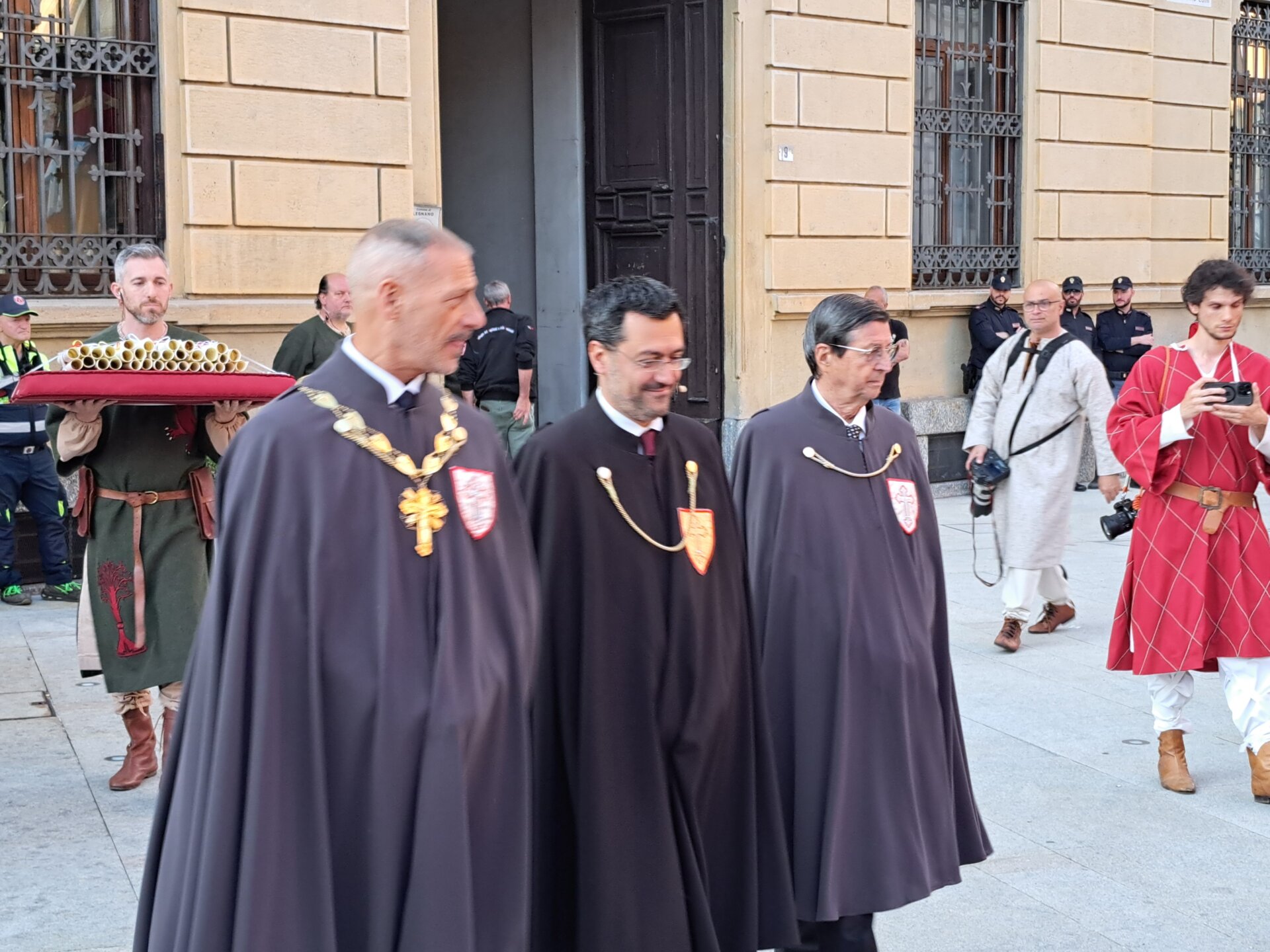 legnano-palio investitura e iscrizione2