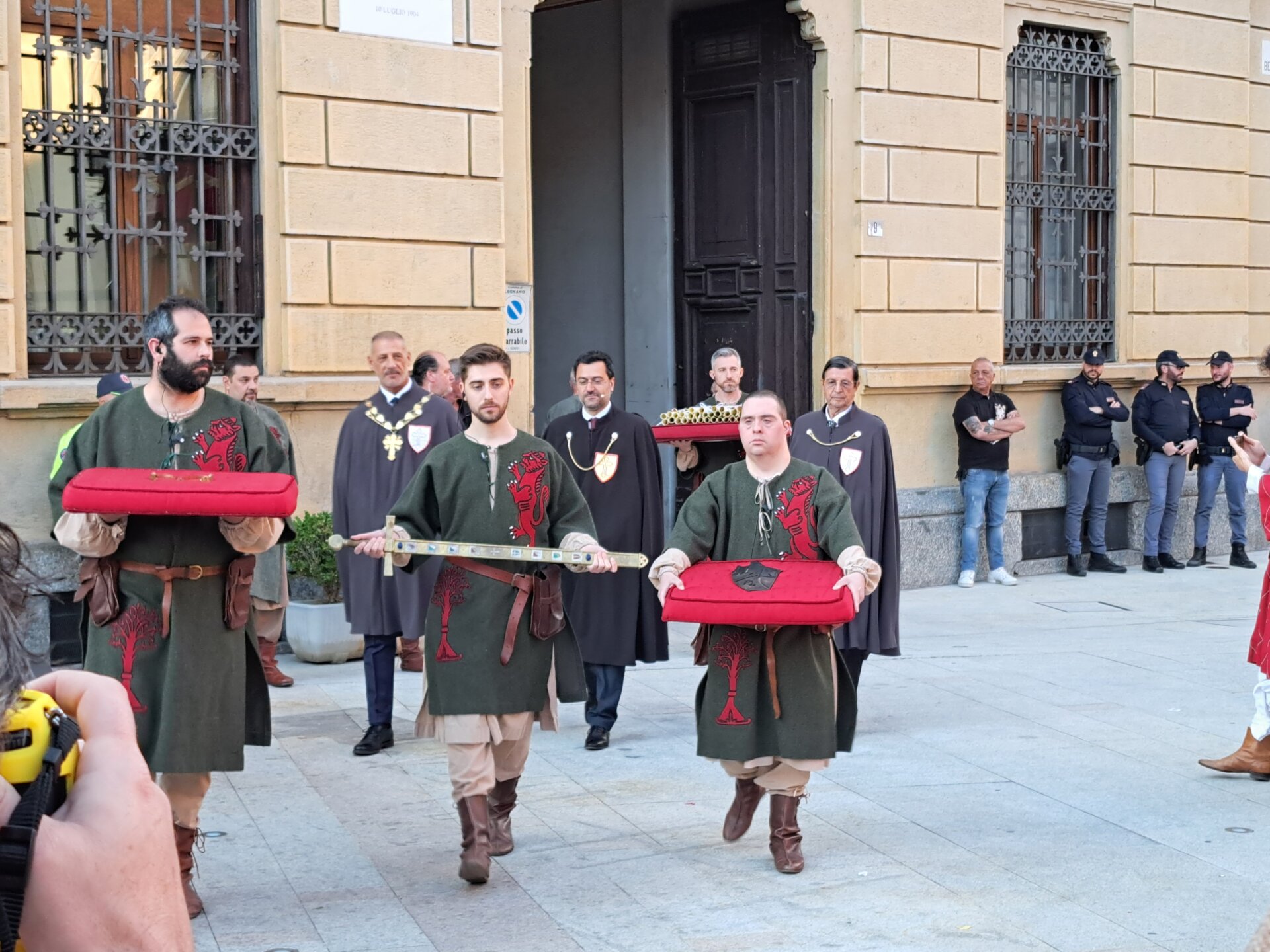 legnano-palio investitura e iscrizione3