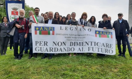 Studenti a Mauthauesen con l'Anpi