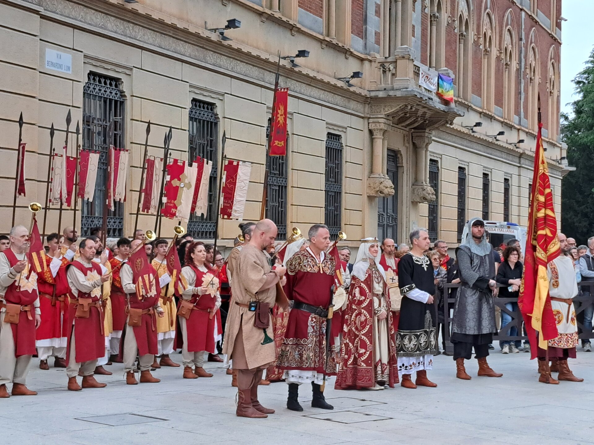 legnano-traslazione croce palio17