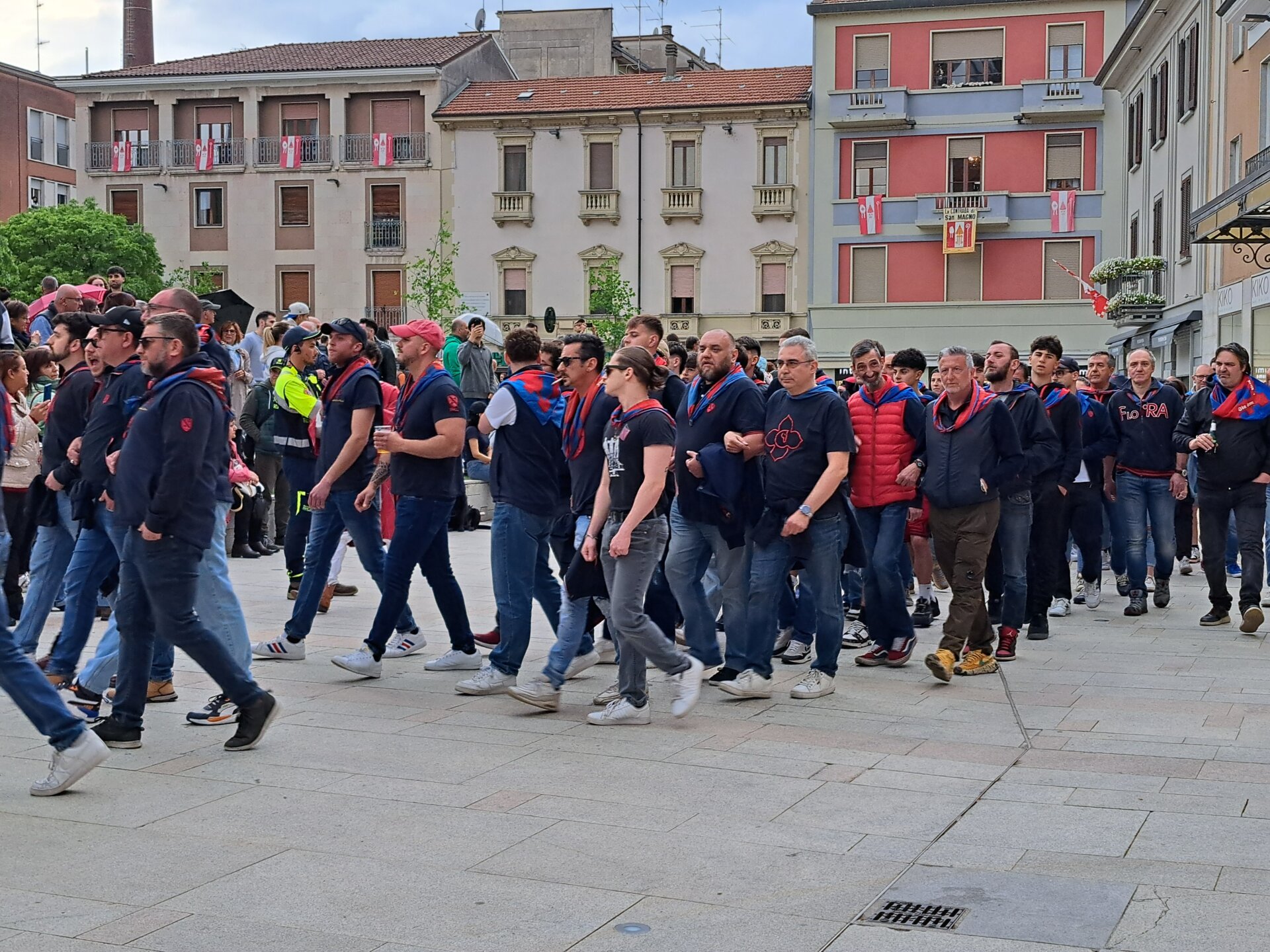 legnano-traslazione croce palio23