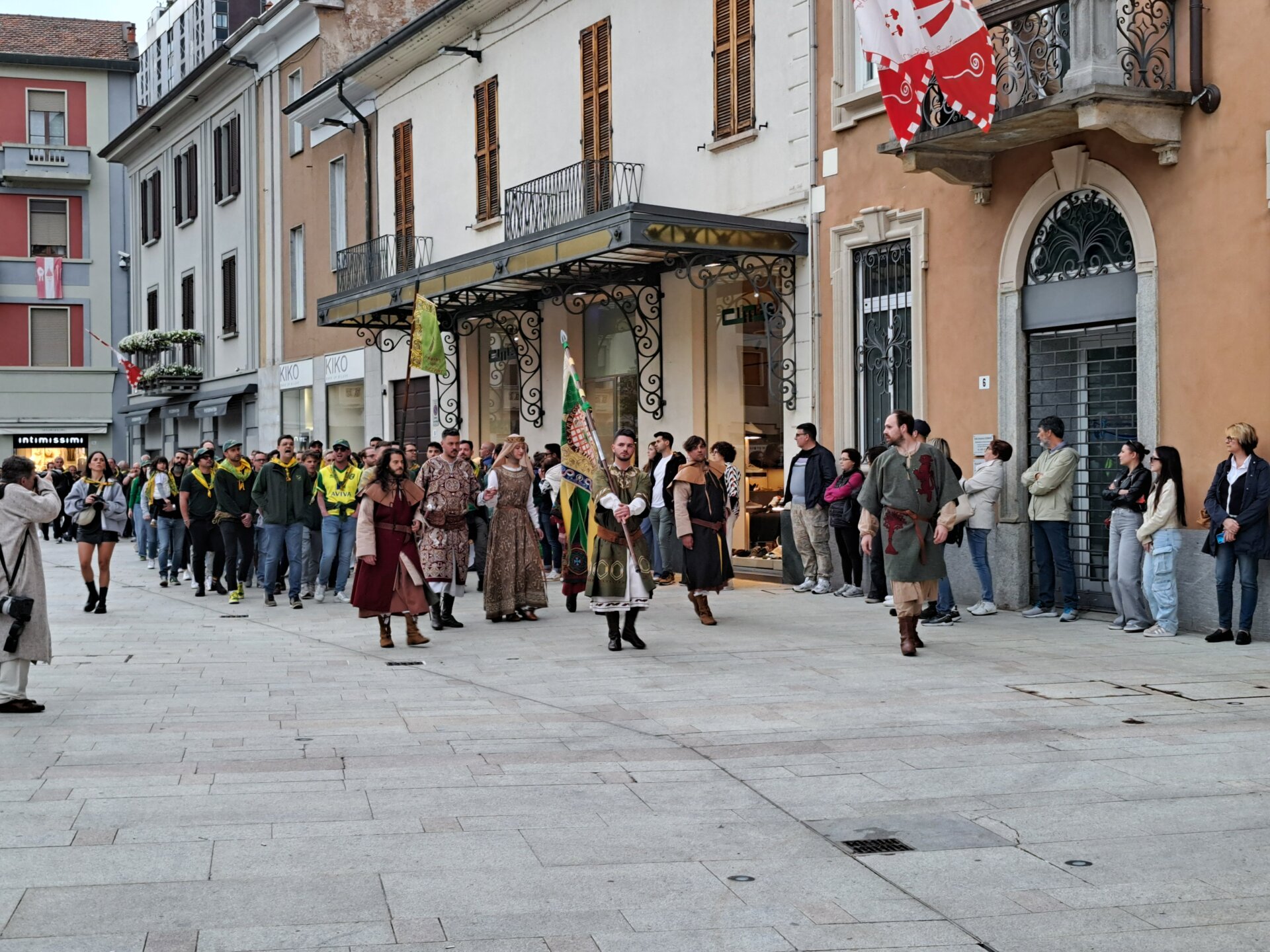 legnano-traslazione croce palio28
