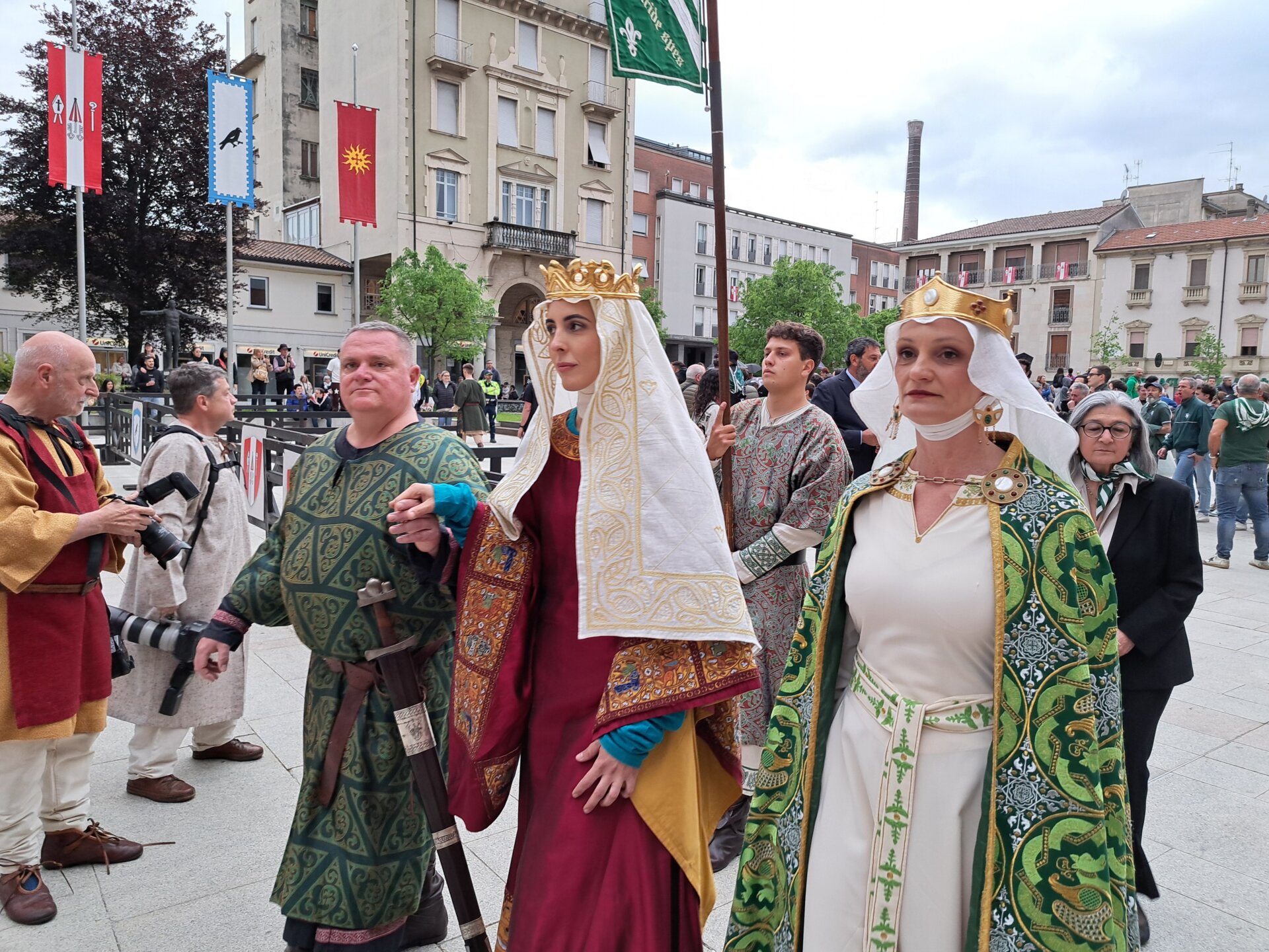 legnano-traslazione croce palio41