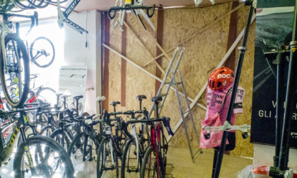 Spaccata notturna da Cicli Battistella: portate via biciclette per oltre 50mila euro
