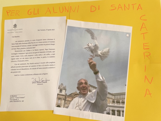 Sorpresa a scuola, dal Vaticano arriva una delle ultime lettere di papa Francesco