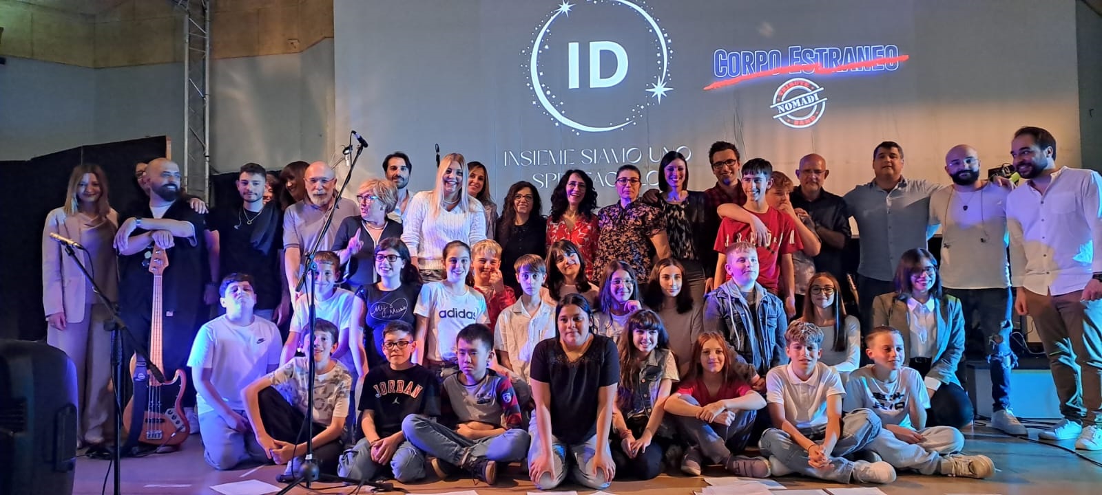 cerro insieme siamo uno spettacolo prima d medie con tribute band nomadi