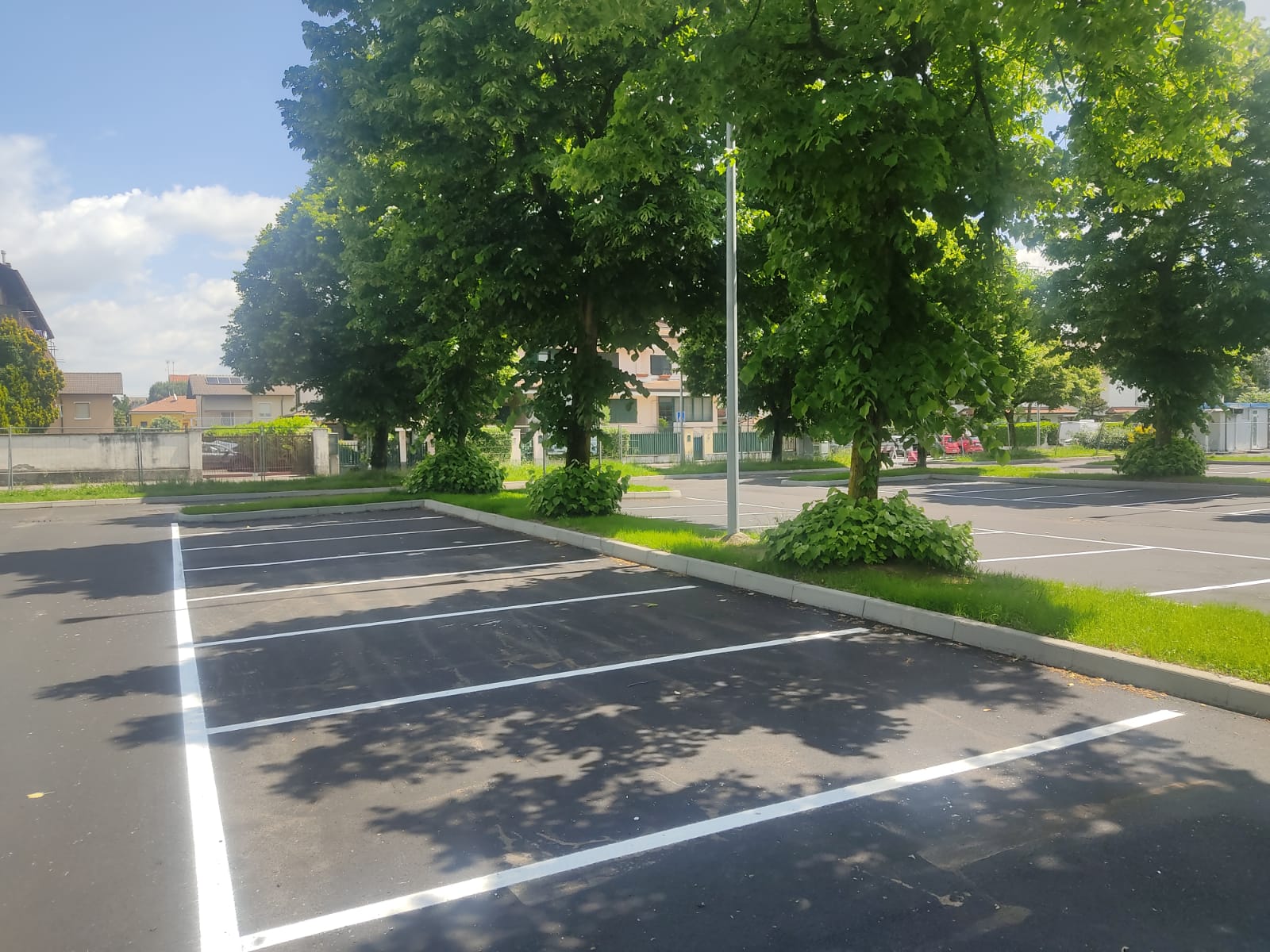 legnano parcheggio via podgora