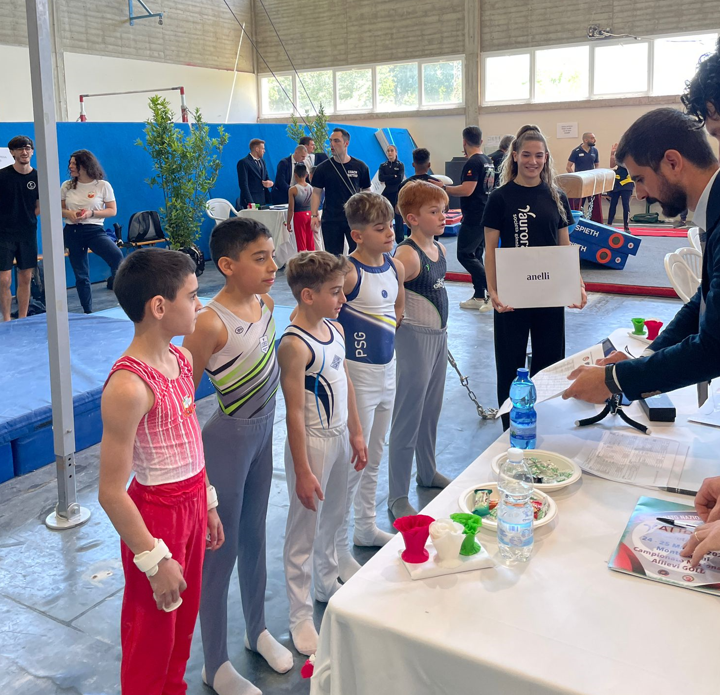 riccardo presentazione all'attrezzo