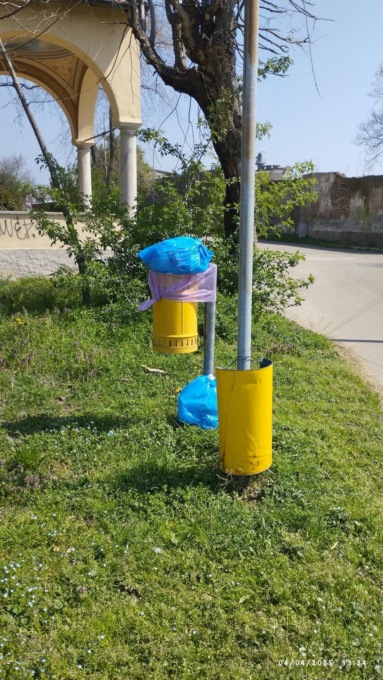 Cestini usati per i rifiuti domestici... sempre più spesso